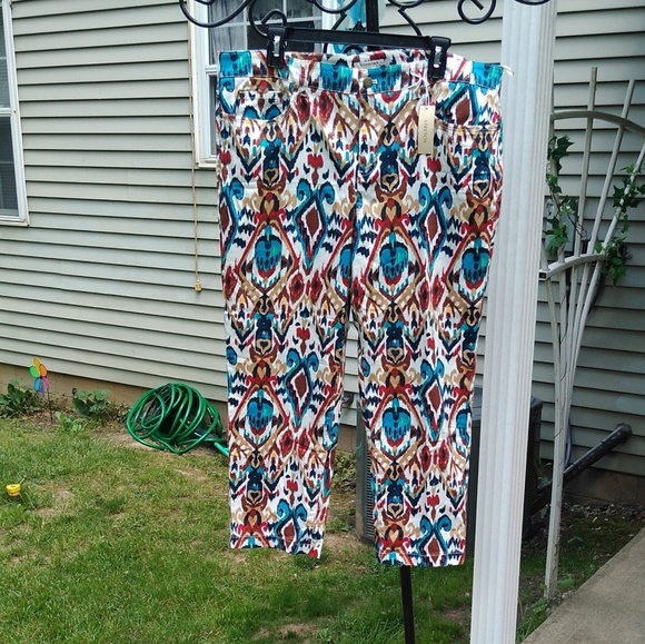 Jones New York tribal print ankle pants - Picture 1 of 7